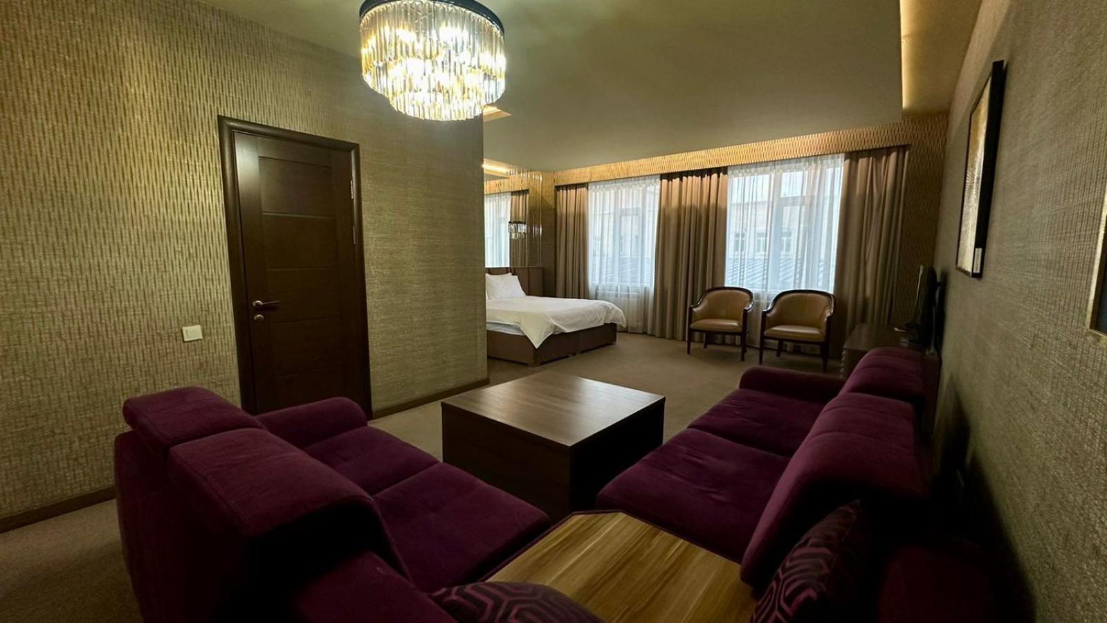 Barhat Hotel & Spa Taraz Zewnętrze zdjęcie
