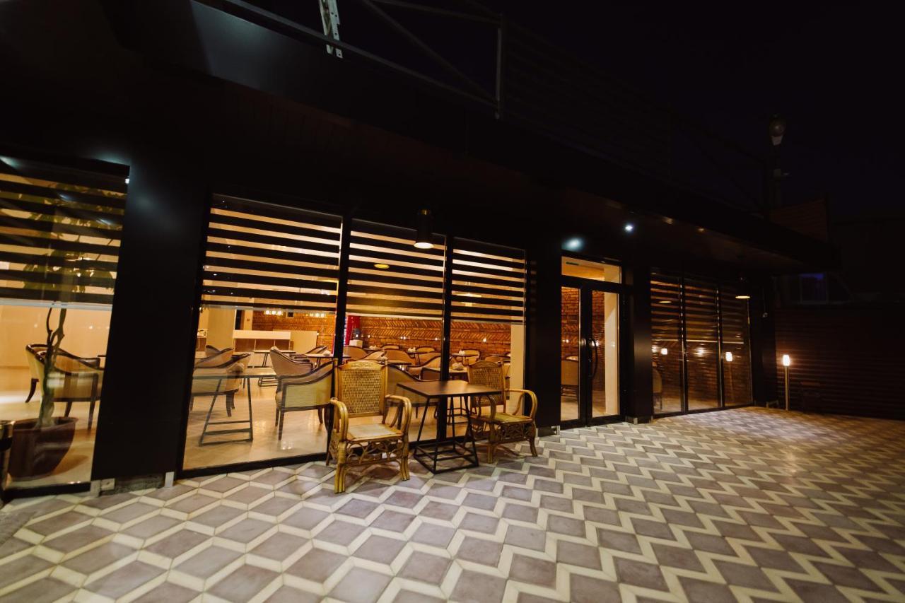 Barhat Hotel & Spa Taraz Zewnętrze zdjęcie
